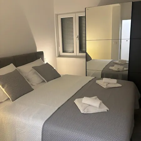 Apartman Tini 3 Pula